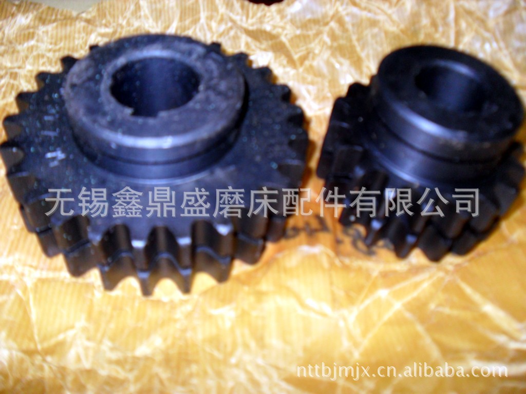 险峰机床厂无心磨床M1080链轮