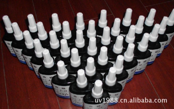 8100LED灯杯封边用UV胶防水耐高低温UV胶