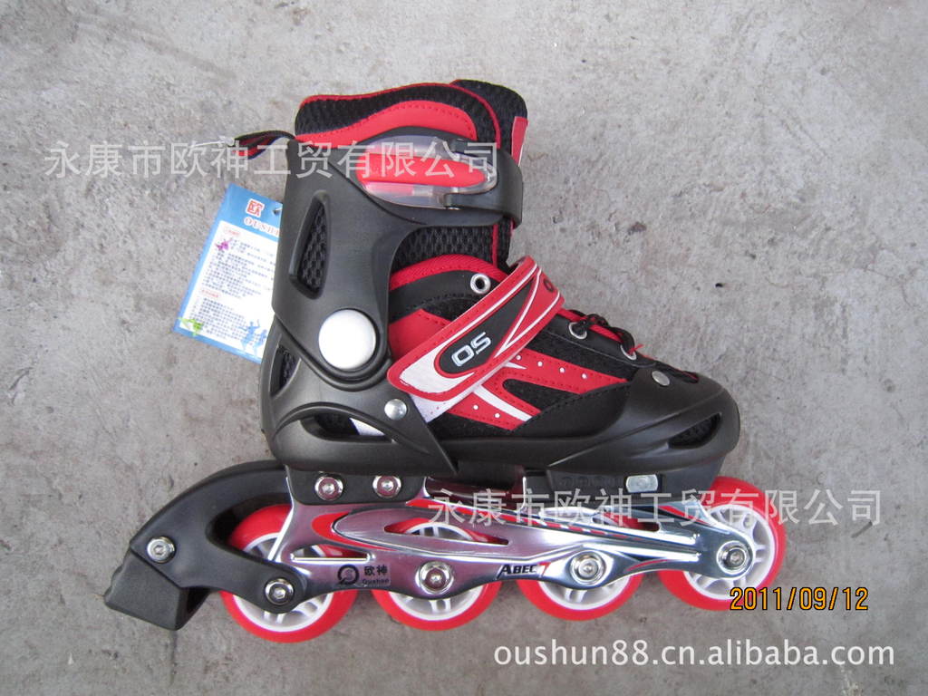 new pattern Adjustable children Skates Europe God Roller skates the skating shoes Mixed batch PVC Round wholesale