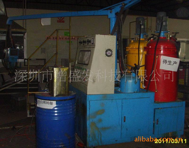 厂家供应PU发泡液体浇铸机 PU发泡灌注机  PU发泡液体灌装机