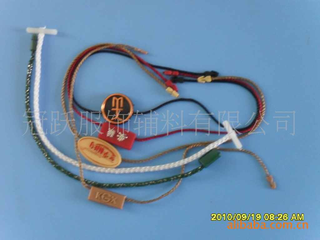 供应服装服饰注塑烫银吊粒