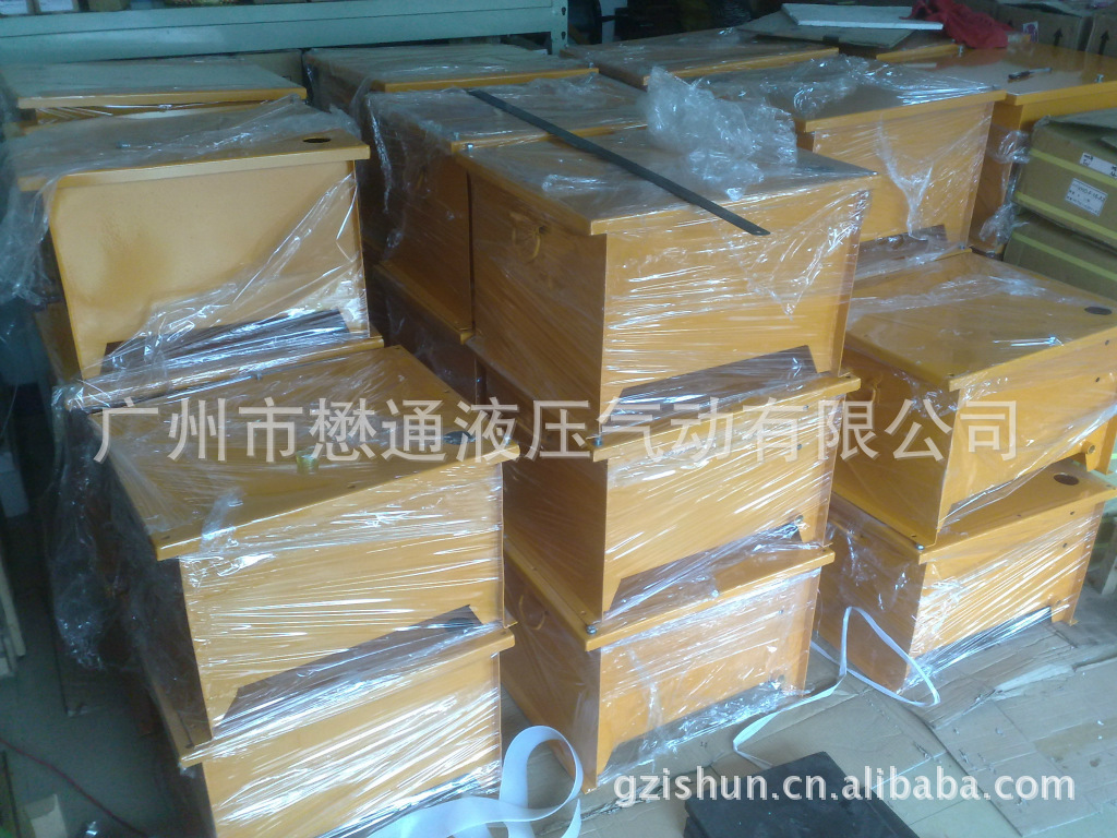 供标准油箱,非标油箱,液压站,四拉杆油缸,液压油缸,PU管,NY尼龙管