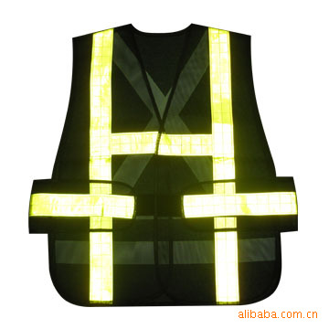 供应反光背心、反光衣、反光三脚警示架等各类反光材料