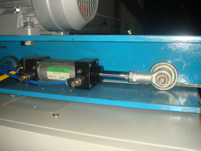 冷端喷涂机玻璃厂机械玻璃厂设备加工定制数控加工机械加工玻璃窑