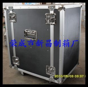 厂家直接批发各种铝箱 航空箱定制 手提工具箱 美容化妆箱