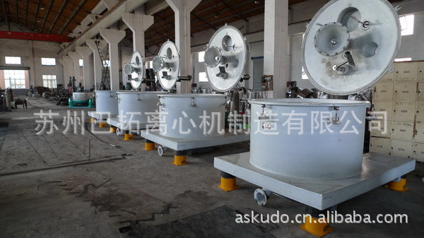 LGZ型立式刮刀【全衬塑】下部卸料开盖自动离心机- 斜盘布料