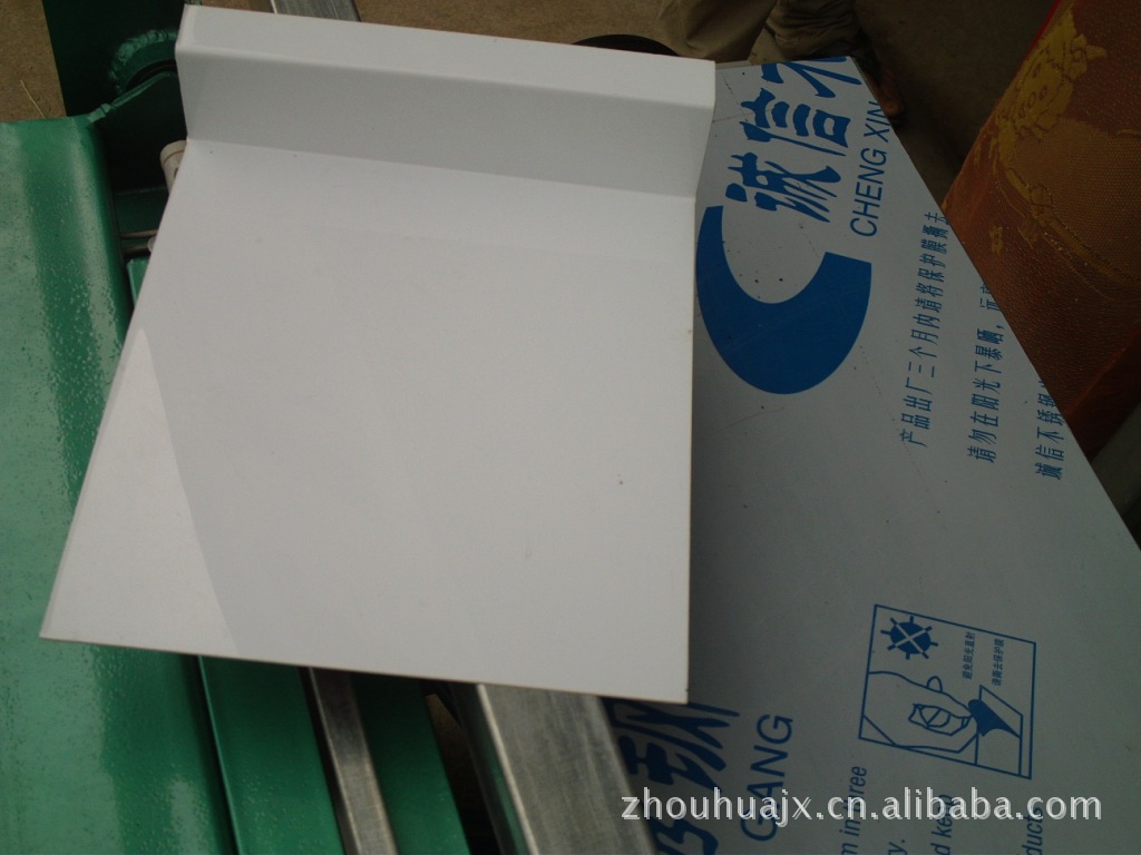 供应连云港州华塑料板材可以折弯Z型弯热弯成型机