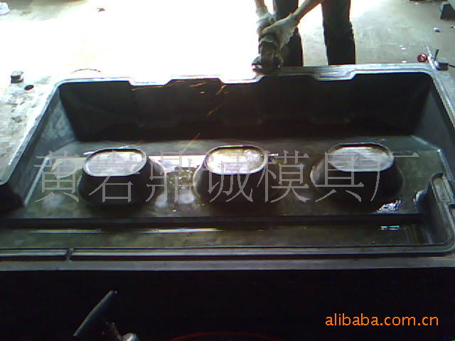 生产供应 各种高档环保中空成型模具