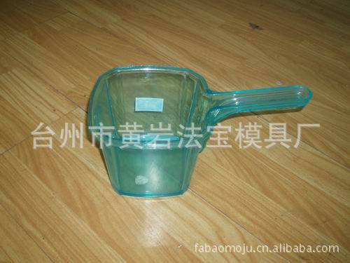 专业制作各种注塑模