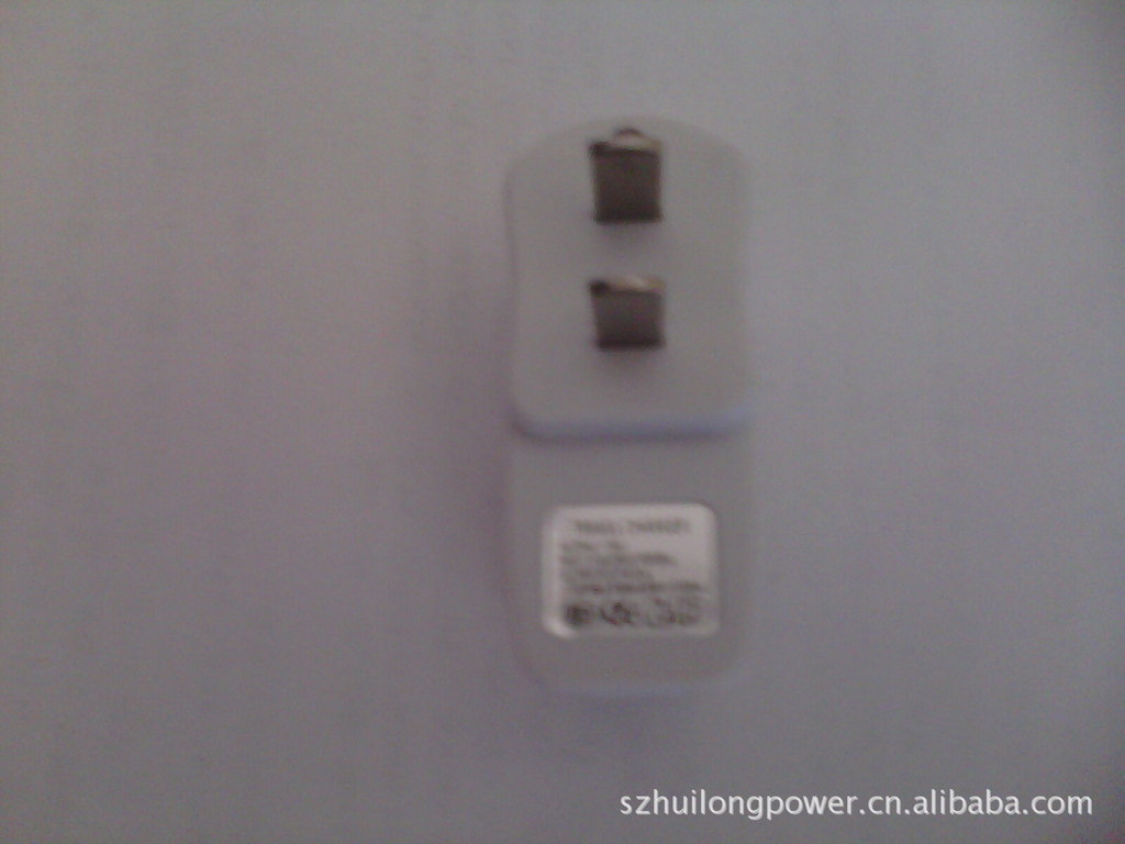 【厂家直销】5V500MA白色转灯充电器 国规 美规（USB接口）|ru