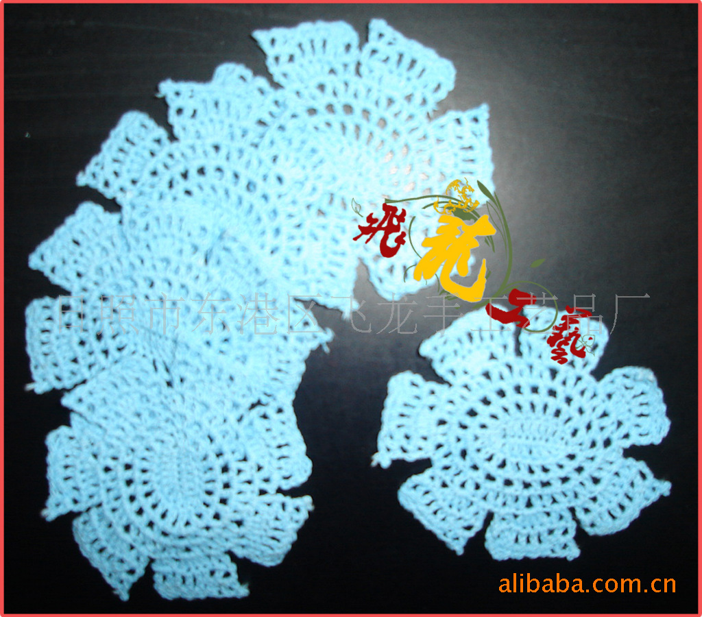 供应手钩花，手钩胸花。手工钩编花款式新。品种全