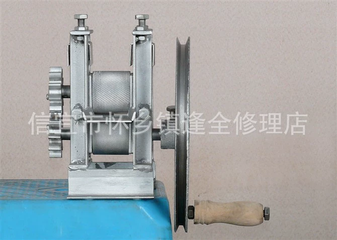 Машина для разрывания бамбуковых полос Машина для наслаивания бамбуковых полос Бамбуковая машина Открытие машины Ручная прокатка бамбуковых полосок машина для разрывания бамбуковых полос