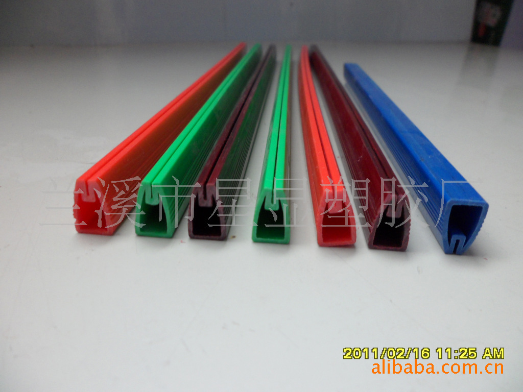 供应PVC写字板边条，写字板框条，PVC条