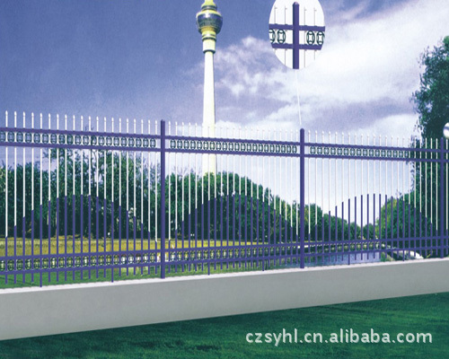 厂家供应围墙护栏 安全隔离护栏 材质热镀锌钢支持定制