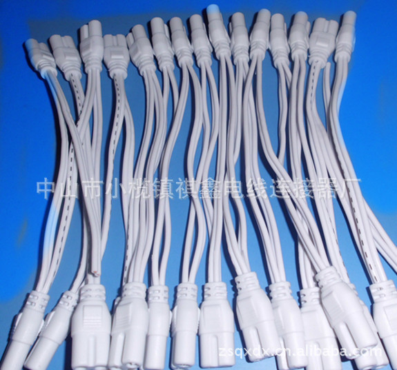 直销 LED防水插头连接器ip68公母对接线t型插软灯条插耐寒快速插