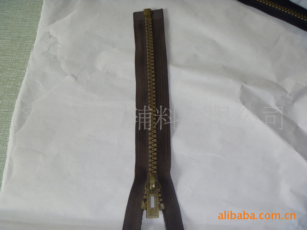 供应8号树脂镀银齿单开拉链