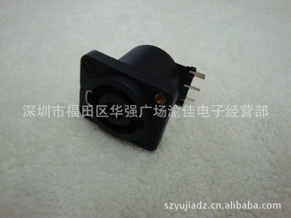 音响专业插座 4芯弯脚专业插座 音箱插座 欧姆插座