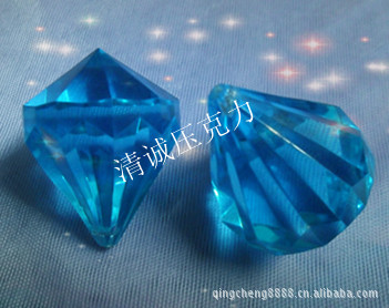  亚克力注塑 工厂直销亚克力大号80MM吊钻 钻石型吊饰