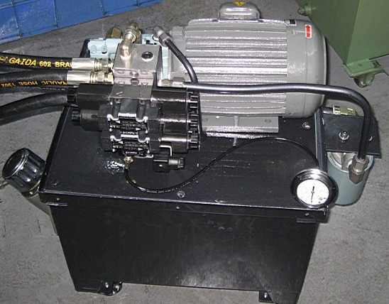 组装开平卫浴油压机械液压站,液压系统