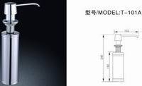 手动式皂液器只要轻轻一按便可不用电方便 节约 出口 实用