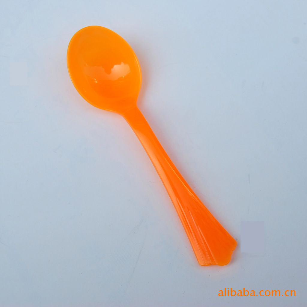 Large supply HEAVY DUTY Europe and America superior quality disposable yellow Plastic banquet PS Thickened spoon