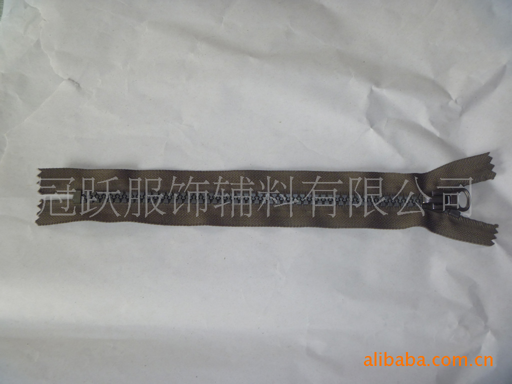 供应5号树脂闭口拉链，工字码