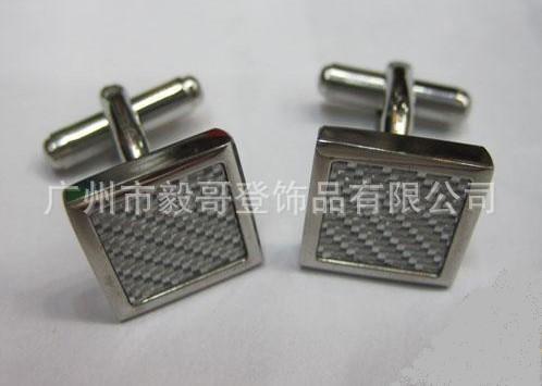 供应A4082-BQ碳纤维袖扣,商务礼品袖扣,不锈钢袖扣，结婚用袖扣