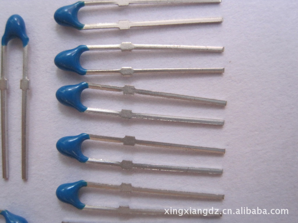 NTC热敏电阻器，传感器，R25=10KΩ  B=3435K，NTC（蓝色胶）