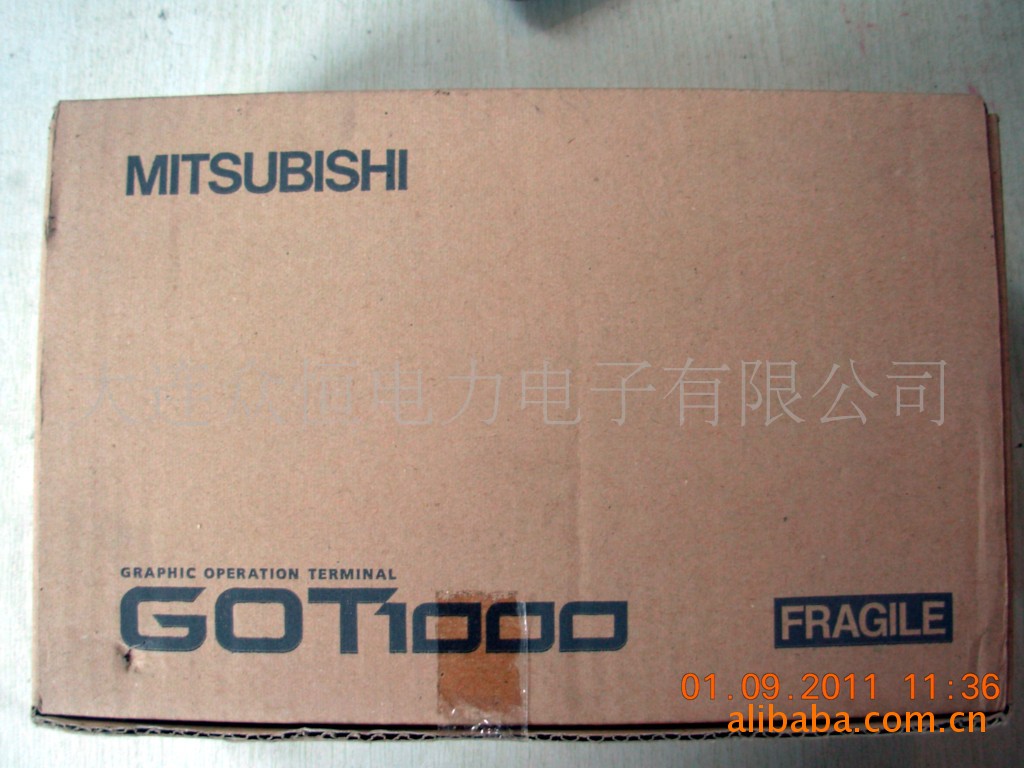 全新原装正品三菱人机界面GT1050-QBBD-C