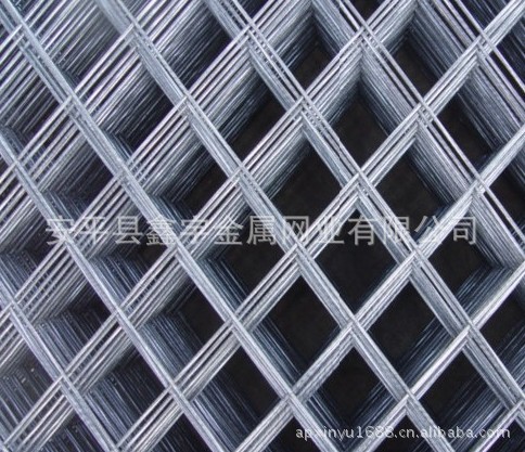 【工厂直销】菱形焊接网片  镀锌铁丝网  防锈拉伸网 斜方网