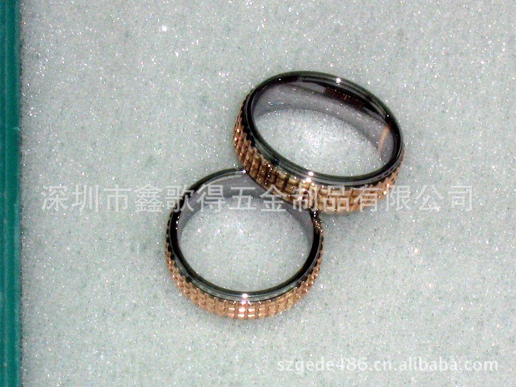 提供保健首饰电镀 不锈钢戒指镀金 批花戒指真空电镀加工