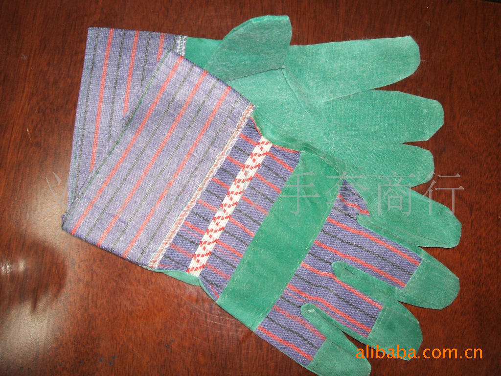 厂家直销PVC刮胶手套,花园手套,园林手套,劳保手套.