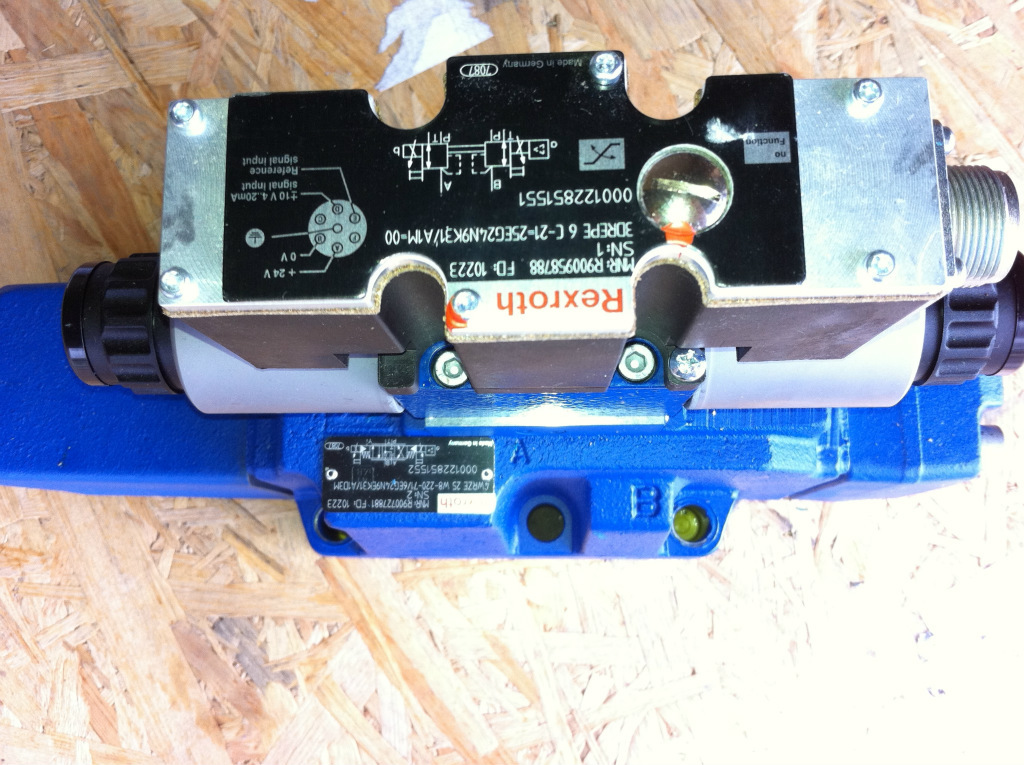 供应德国REXROTH产品  4WRZE10E1-50-7X/6EG24EK31/A1D3M