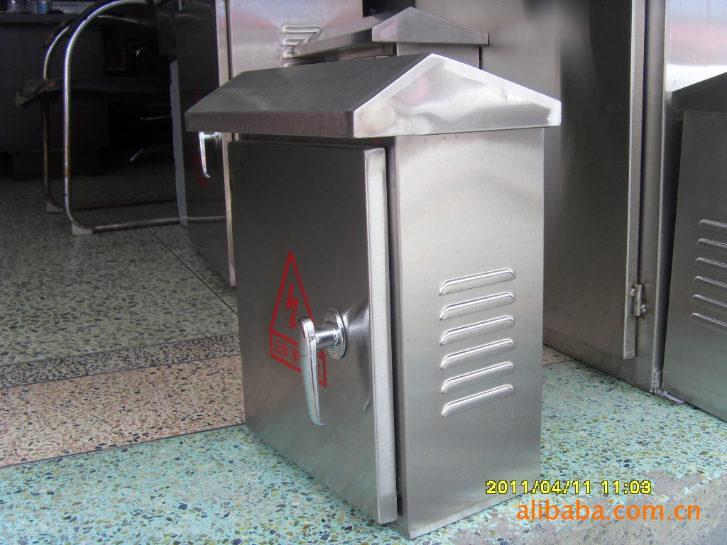 不锈钢配电箱（厂家直销，天天低价）不锈钢配电柜，动力柜等