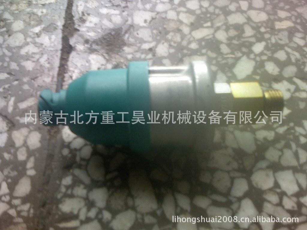 特雷克斯TEREX  TR100用  15300119 压力开关   特雷克斯配件