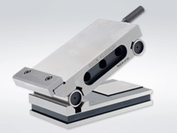 RIKEN 理研   精密台座