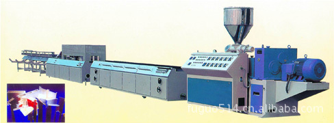 供应PVC木塑装饰线条,异型材生产线设备