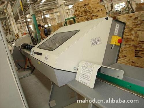 高产量实木家具制造机械德国CNC横截锯优选锯宝陆PAUL