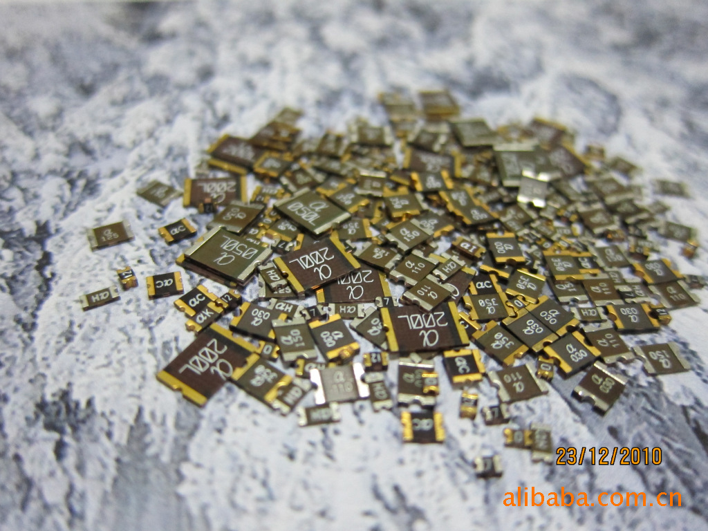 贴片保险丝 贴片自恢复保险丝 1206.0603贴片熔断保险丝