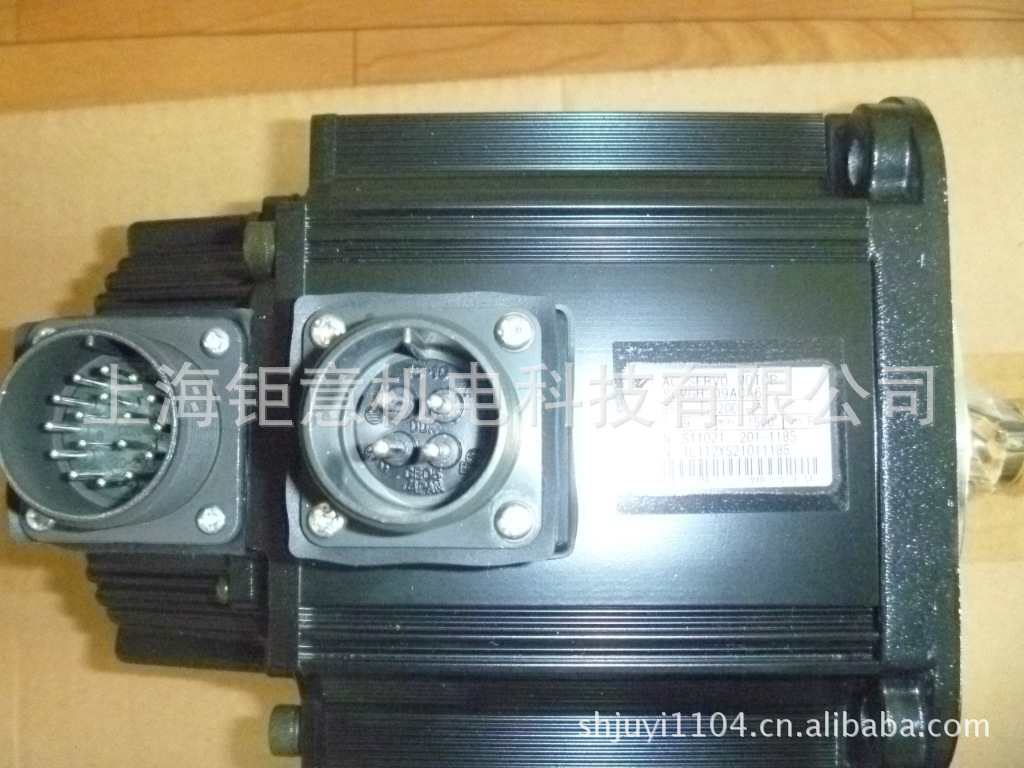 SGMGH-09ACA6C带刹车|SGMGH-09ACA61伺服全新SGDM-10ADA