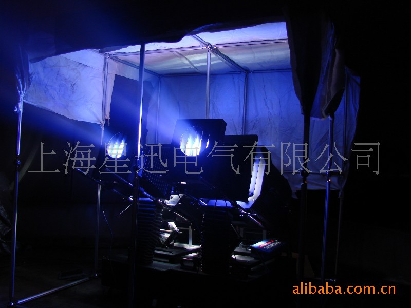 巨幅PG投影灯、帕尼灯、广告投影机、哈维灯公关租赁