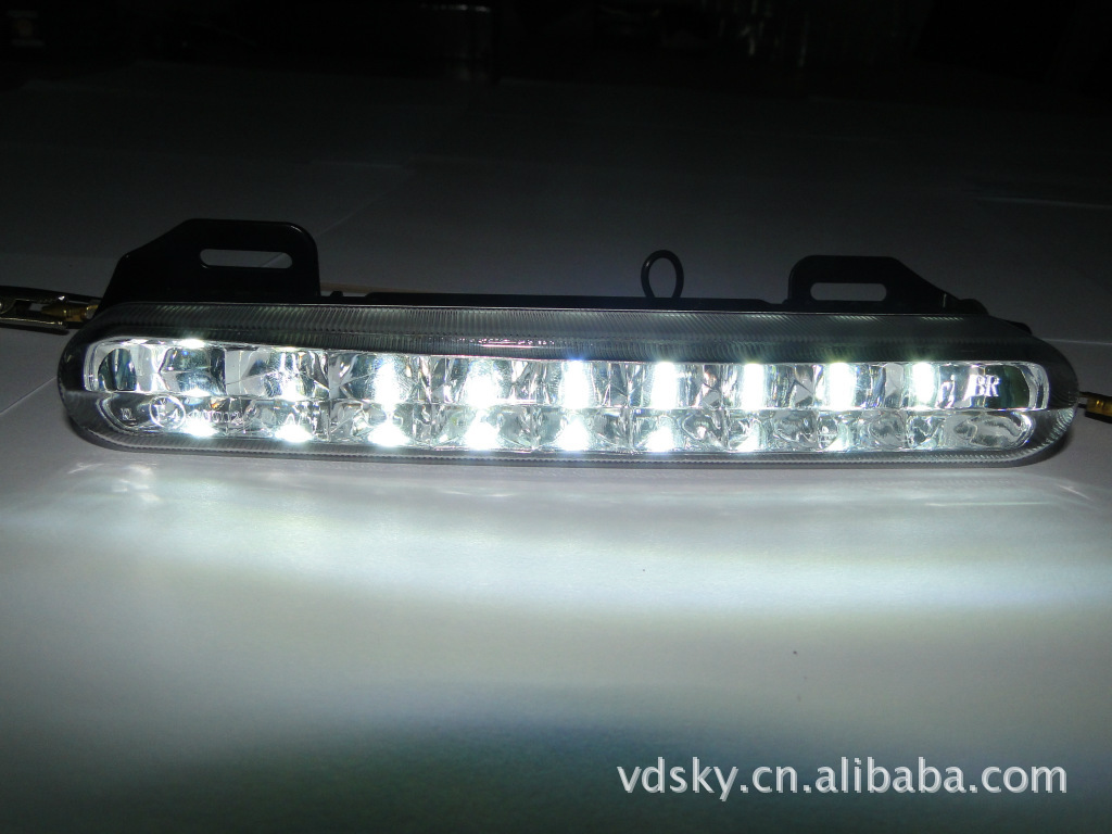 VTX-DL14，18颗LED灯珠日行灯，白天行驶灯，LED辅助雾灯|ru