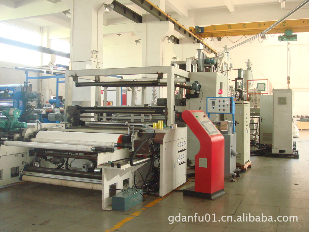 CPP流延薄膜挤出机 厚薄挤出机 东莞燿安挤出机设备