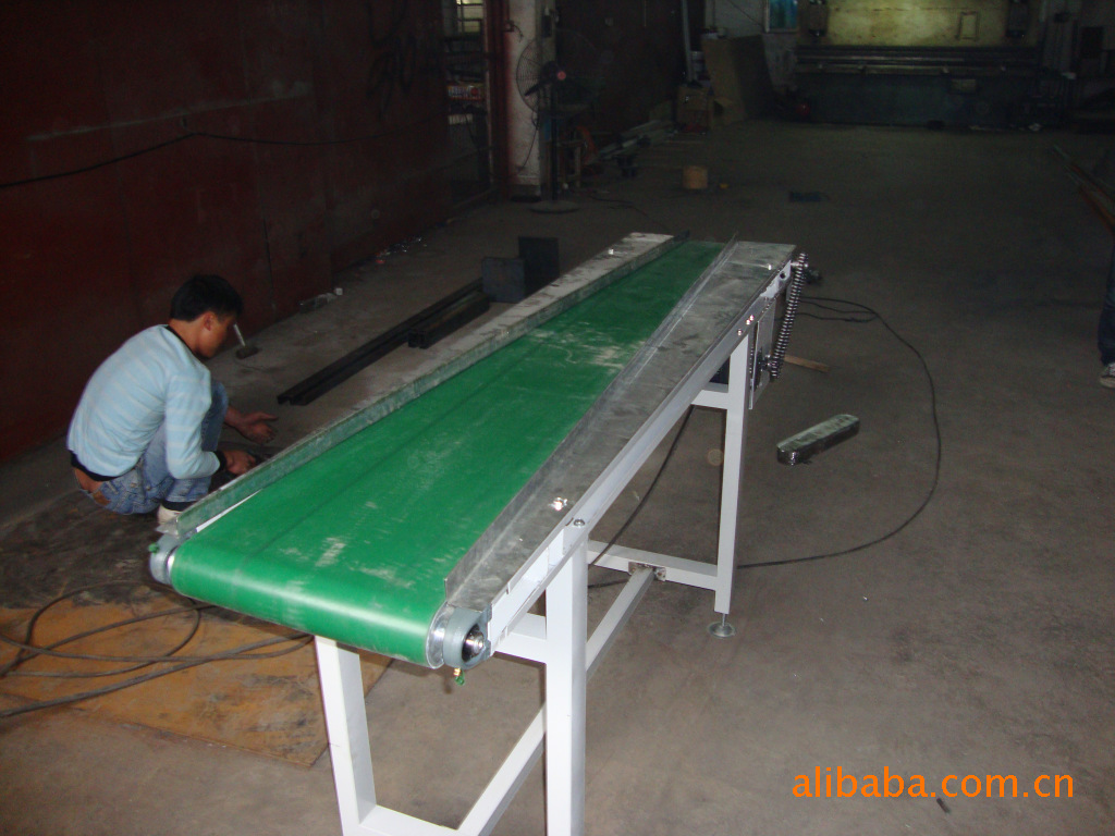 热销供应  生产皮带输送机 富兴高品质输送机系列