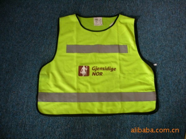 Retroreflective safe night vest