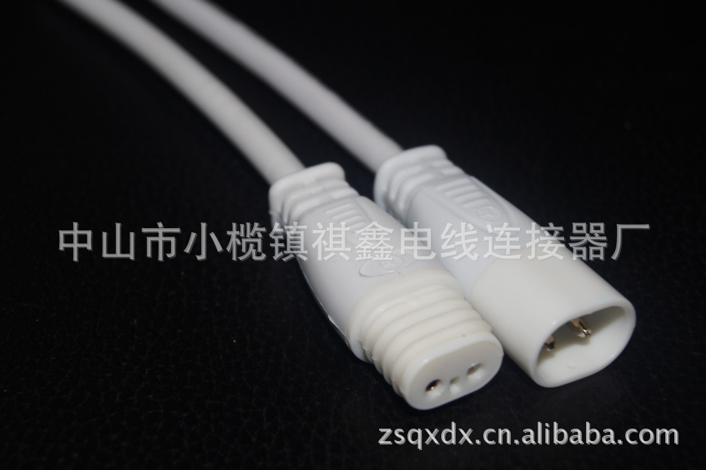 生产 LED防水连接器快速插耐寒电线公母对接插头线三通T型线贴片