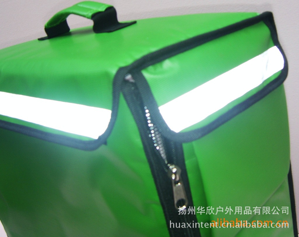 厂家户外专业生产漂流野营冲浪防水包尼龙登山防水防晒双肩背包