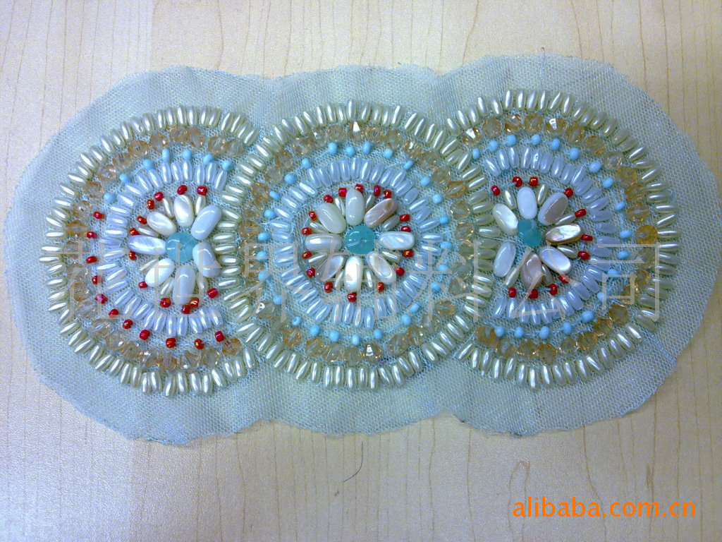 新款手工钉珠 韩版钉珠领花 手工订珠花边