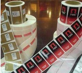 彩色铜版纸不干胶二维码条码打印卷筒标签纸a4铜板贴纸100 120 60