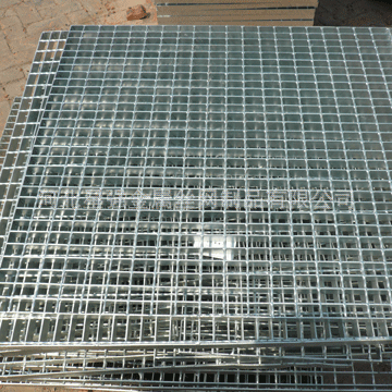 厂家专业供应不锈钢防滑钢格板批发房屋工厂热镀锌楼梯踏步钢格板